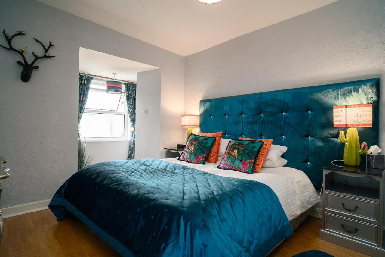 Starling View Boutique Stunning Seafront View Apartment Aberystwyth Zewnętrze zdjęcie