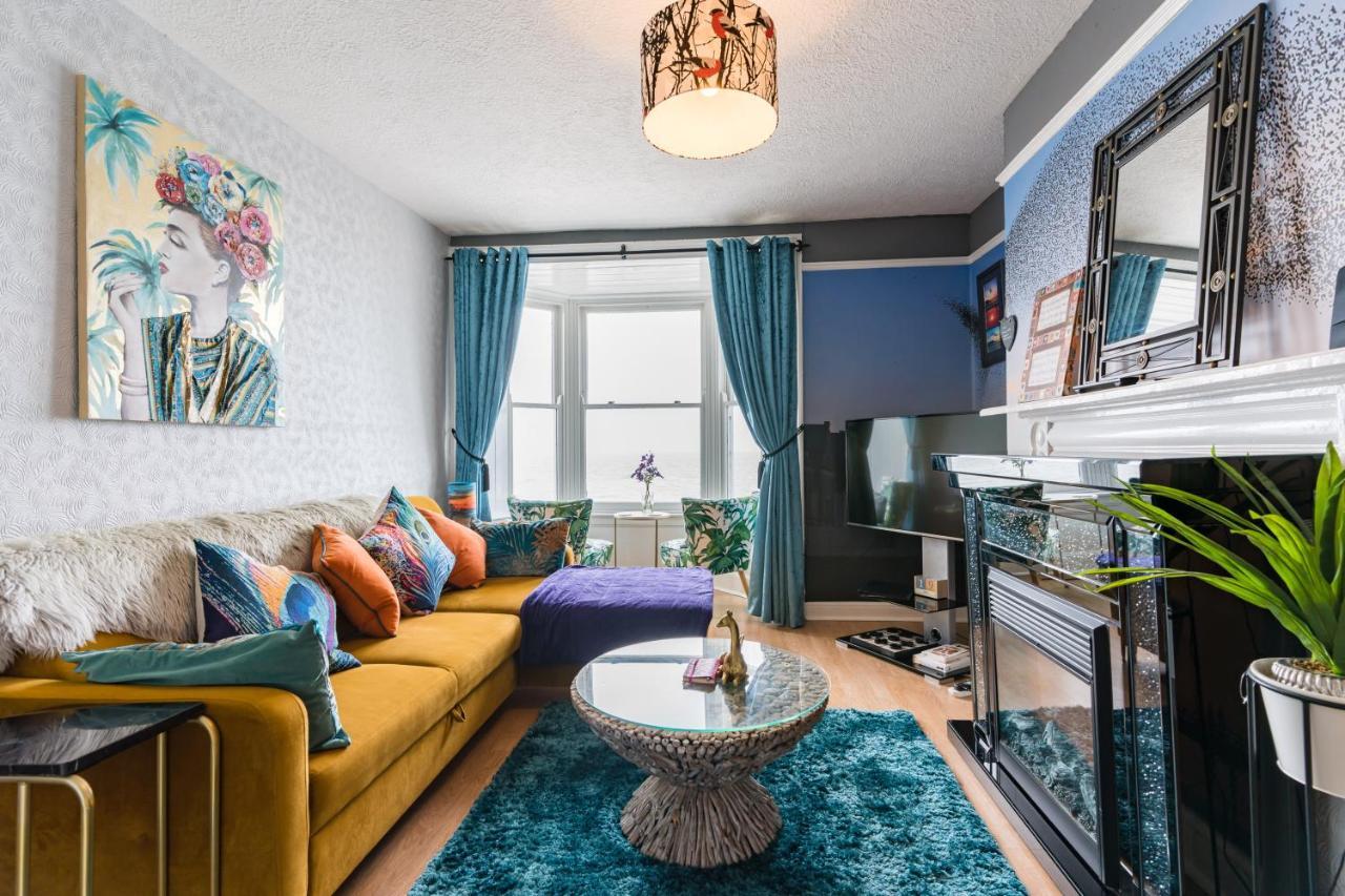 Starling View Boutique Stunning Seafront View Apartment Aberystwyth Zewnętrze zdjęcie