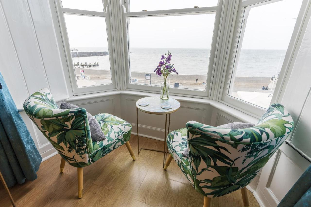 Starling View Boutique Stunning Seafront View Apartment Aberystwyth Zewnętrze zdjęcie